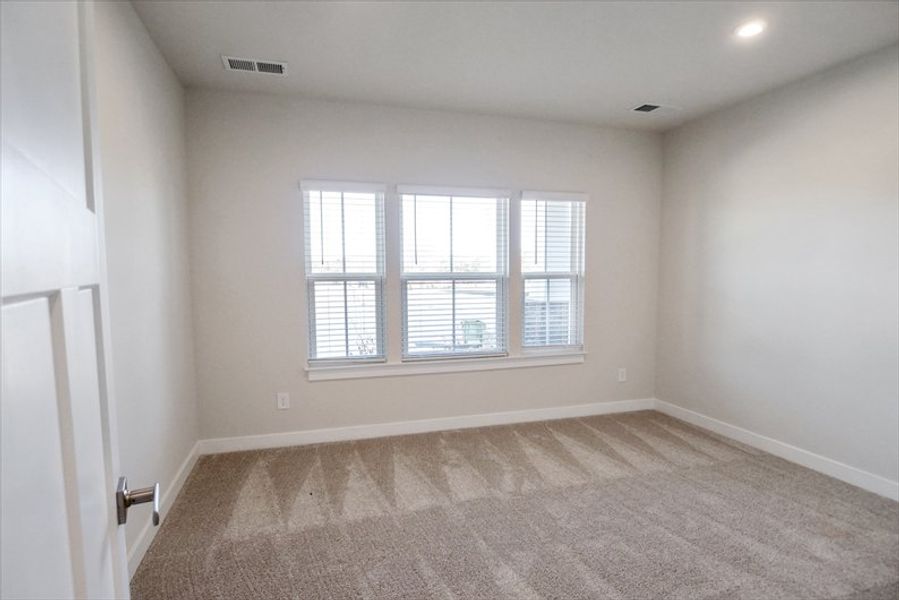 Spacious, unfurnished interior of a new home in Canterbrook Farms Ranches, Fountain Inn (Image 12). Spacious, unfurnished interior of a new home in Canterbrook Farms Ranches, Fountain Inn (Image 12).