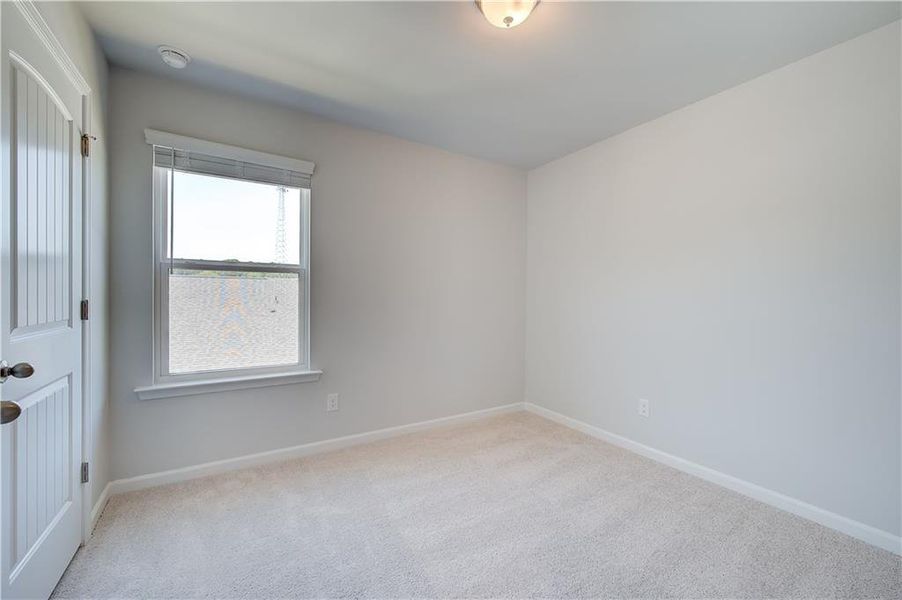 Spacious, unfurnished interior of a new home in Diamante, Stockbridge (Image 8).