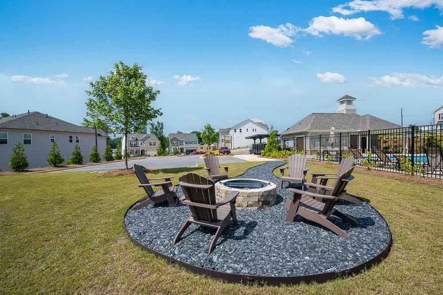 Community amenities in Falls Creek, Flowery Branch (Image 7).