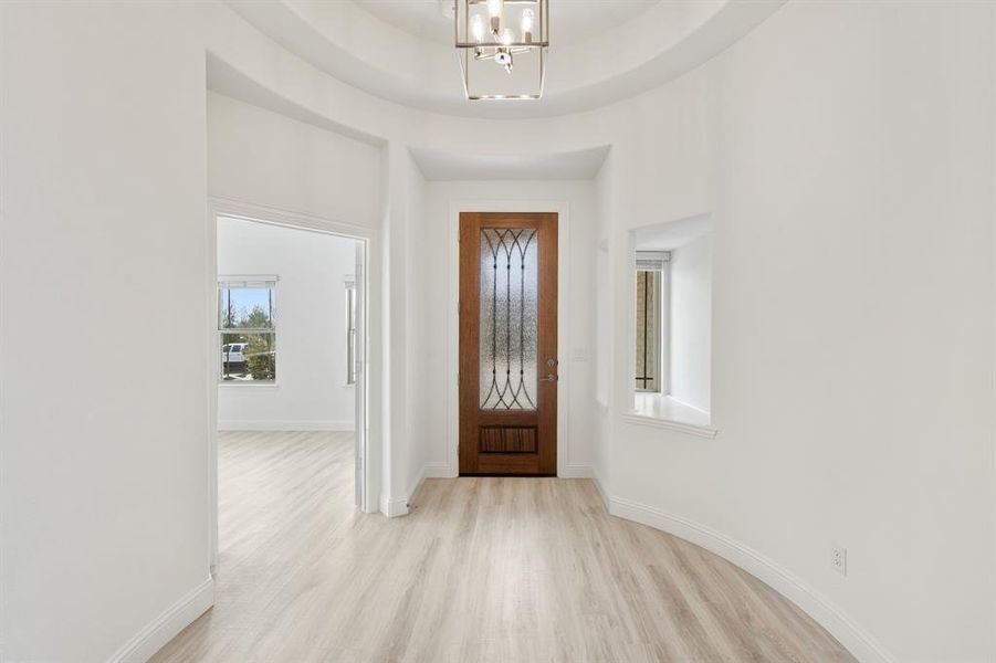 Spacious, unfurnished interior of a new home in Terracina, Rockwall (Image 23).