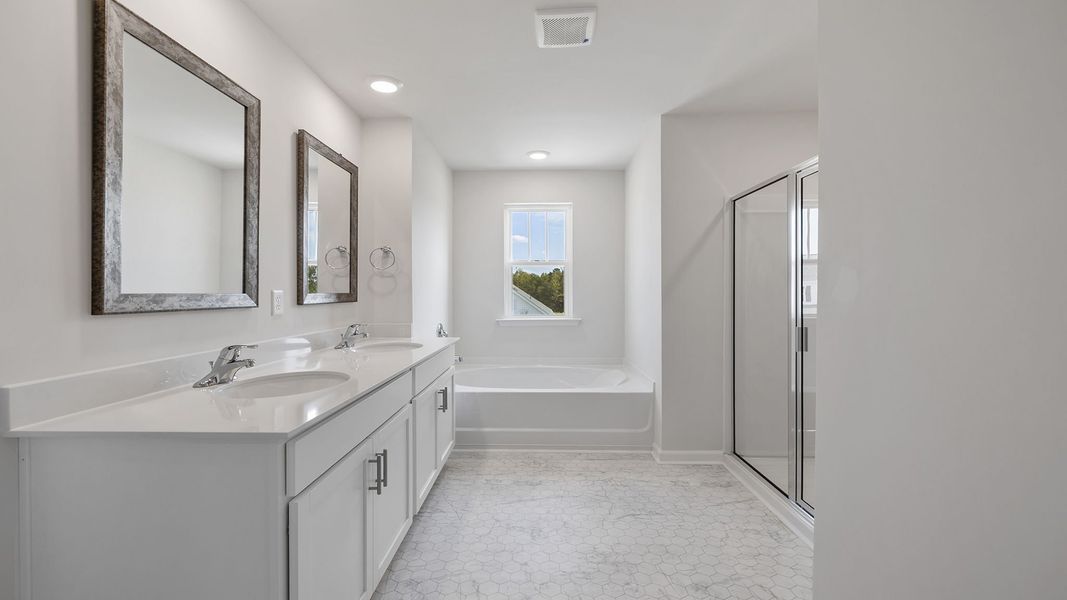 Furnished interior view inside a new home in Woodglen, Piedmont (Image 12).