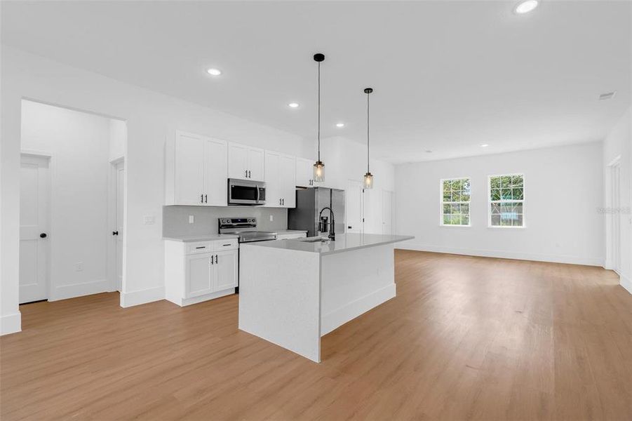 Furnished interior view inside a new home in , Ocala (Image 11).