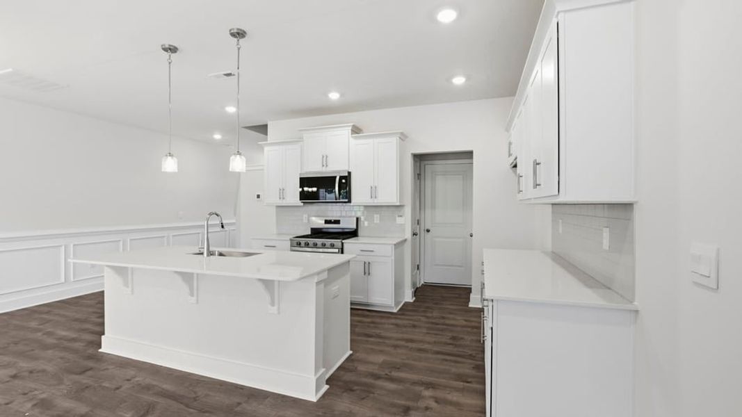 Furnished interior view inside a new home in Ken's Crossing, Moore (Image 7).