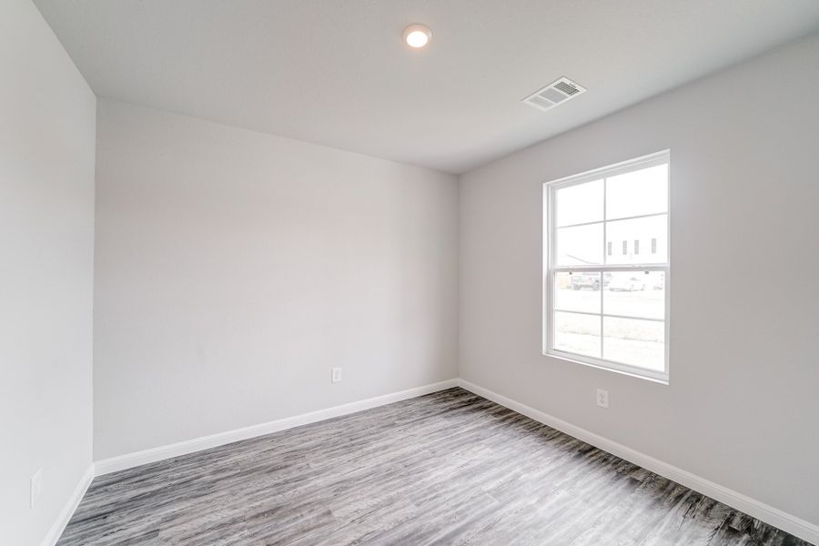 Spacious, unfurnished interior of a new home in Meadows of Chandler, Chandler (Image 24).