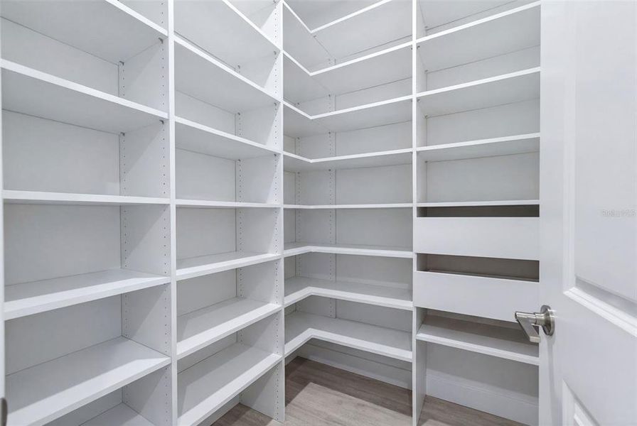 Image 90 of a home in .