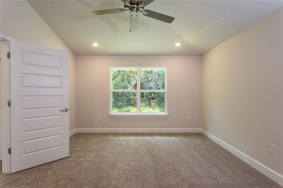 Spacious, unfurnished interior of a new home in , Palm Coast (Image 15).