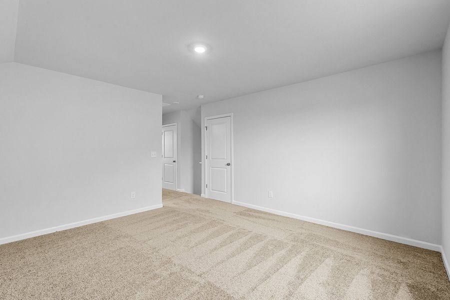 Spacious, unfurnished interior of a new home in Fieldstone, Lexington (Image 30). Spacious, unfurnished interior of a new home in Fieldstone, Lexington (Image 30).