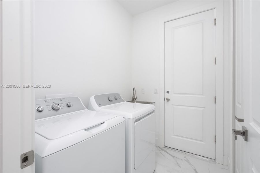 Furnished interior view inside a new home in , Lehigh Acres (Image 6).