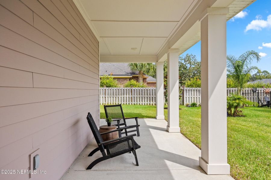 Furnished interior view inside a new home in , Jacksonville (Image 43). Furnished interior view inside a new home in , Jacksonville (Image 43).