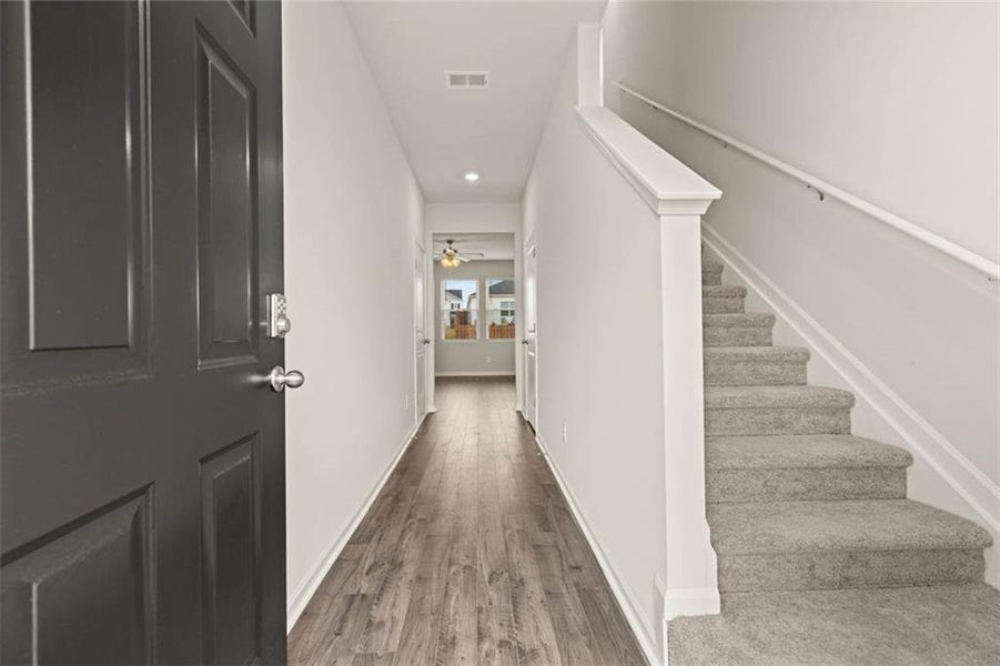 Spacious, unfurnished interior of a new home in Poplar Preserve, Newnan (Image 15).