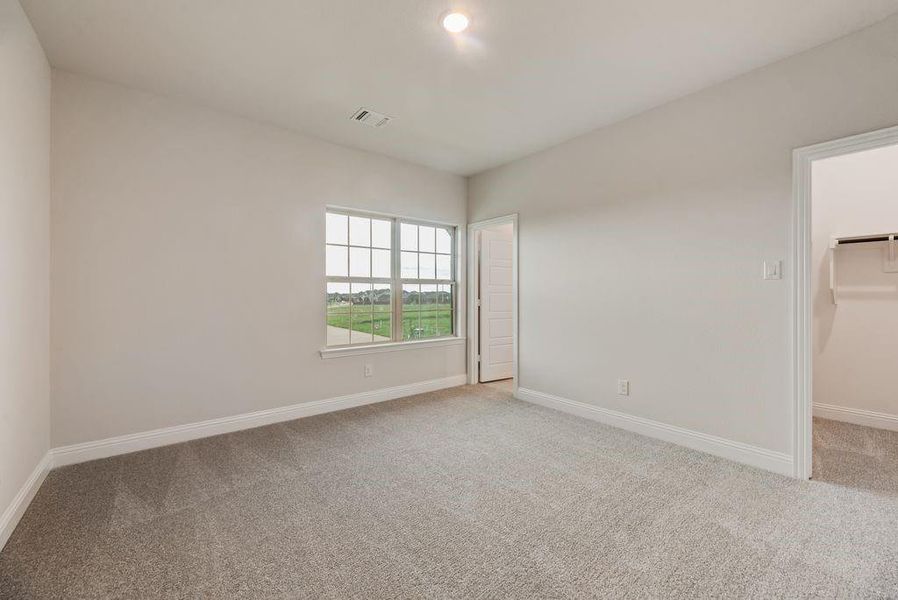 Spacious, unfurnished interior of a new home in Sutton Fields, Celina (Image 18).