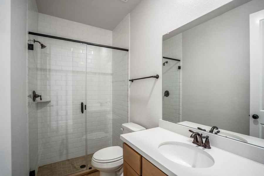 Furnished interior view inside a new home in Jordan Ranch 70' Lots, Fulshear (Image 11).