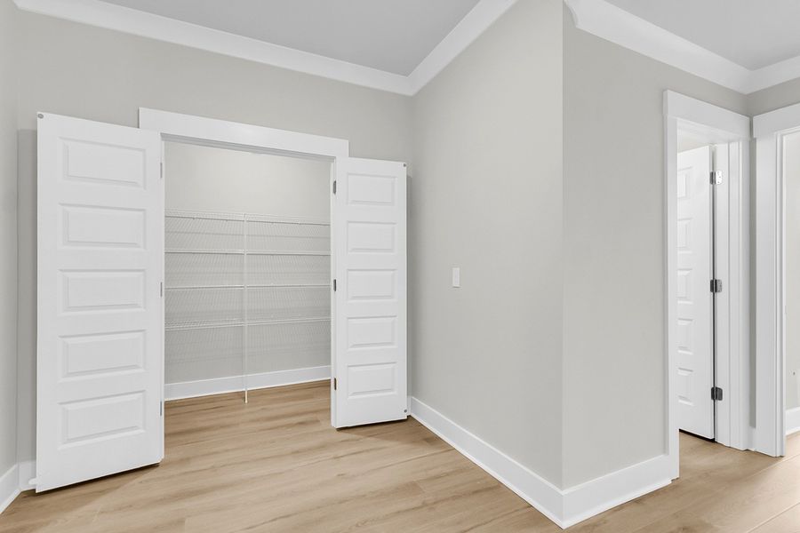 Spacious, unfurnished interior of a new home in Lochton, Summerville (Image 24).