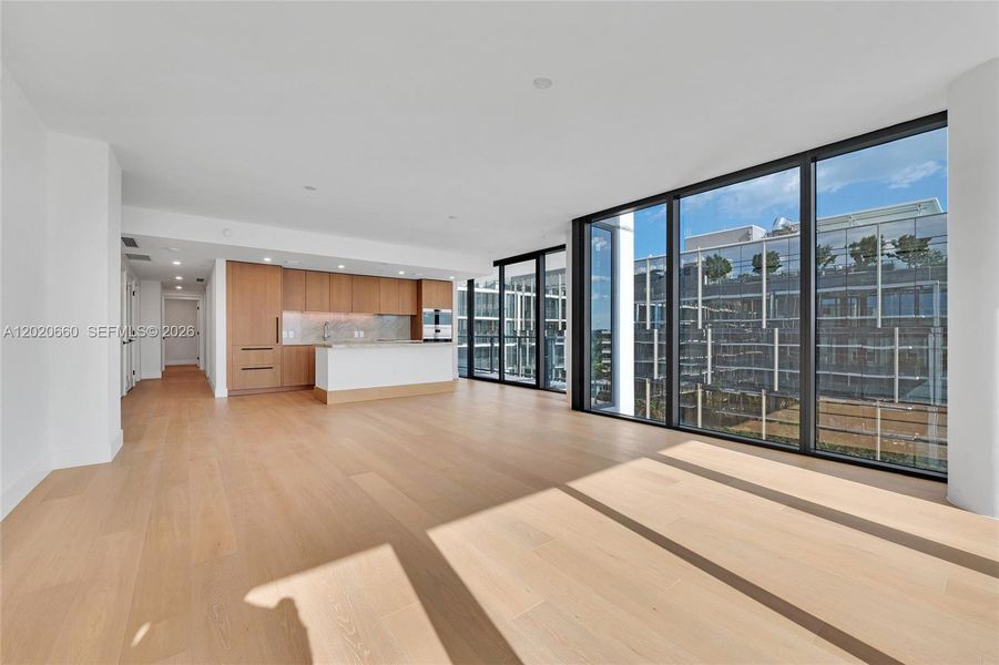 Spacious, unfurnished interior of a new home in , Bay Harbor Islands (Image 27).