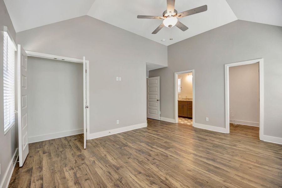 Example Interior 22 Example Interior 22