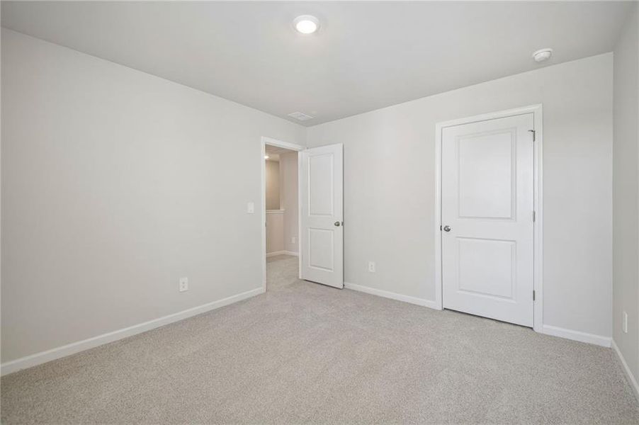 Spacious, unfurnished interior of a new home in Artisan Walk, Fairburn (Image 21).