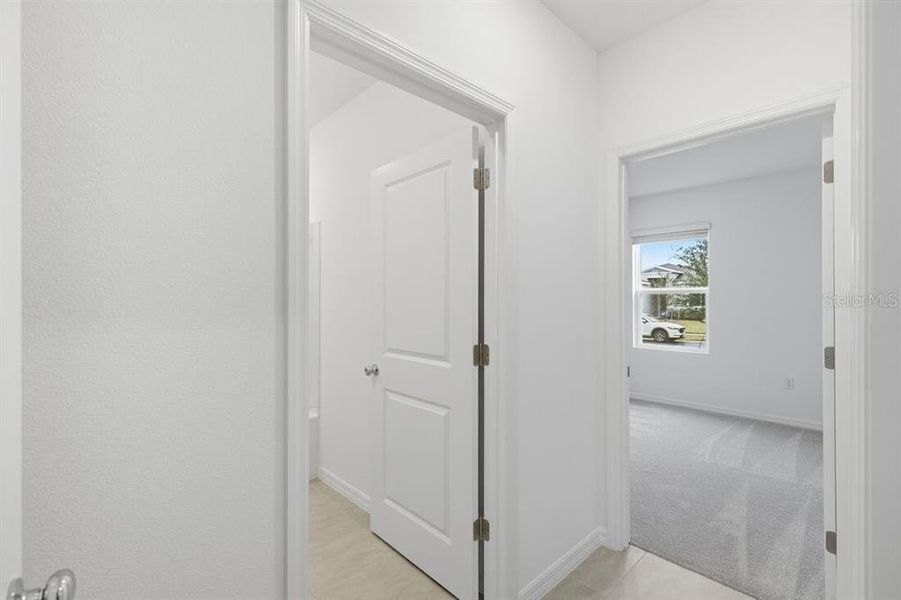 Spacious, unfurnished interior of a new home in Waterstone, Groveland (Image 27).