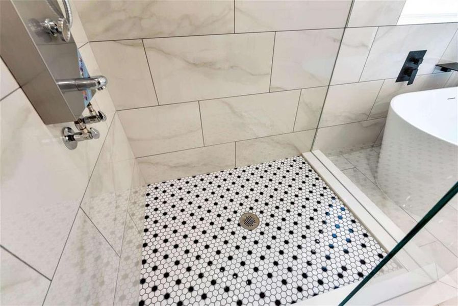 Close-up of interior finishes inside a home in , Jefferson (Image 14).