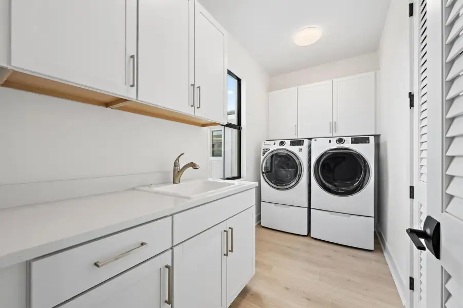 2nd Laundry Rm