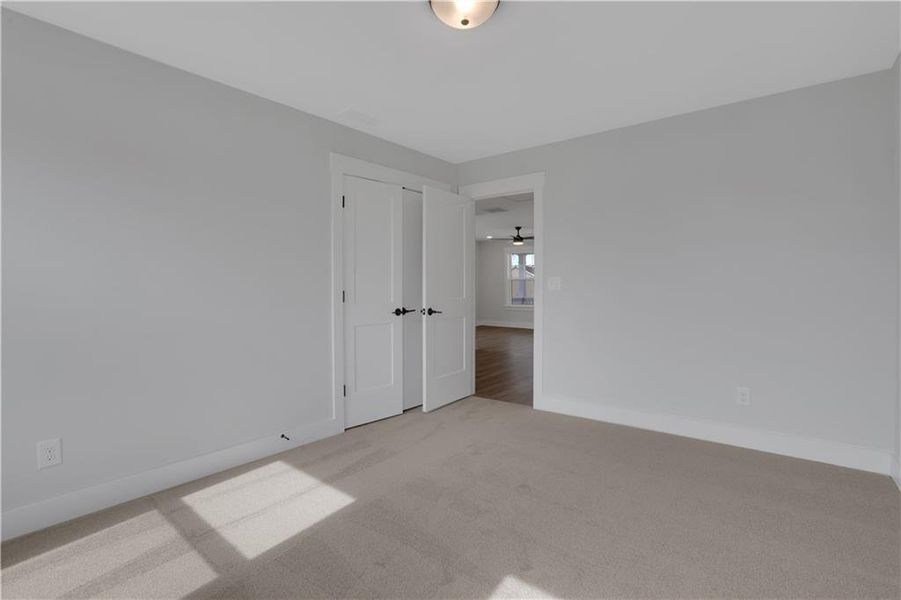 Spacious, unfurnished interior of a new home in Twin Lakes, Hoschton (Image 20). Spacious, unfurnished interior of a new home in Twin Lakes, Hoschton (Image 20).