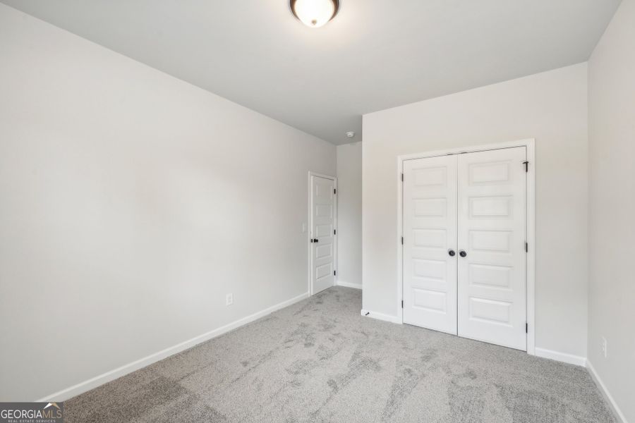 Spacious, unfurnished interior of a new home in Ponderosa Farms Manor, Gainesville (Image 75). Spacious, unfurnished interior of a new home in Ponderosa Farms Manor, Gainesville (Image 75).
