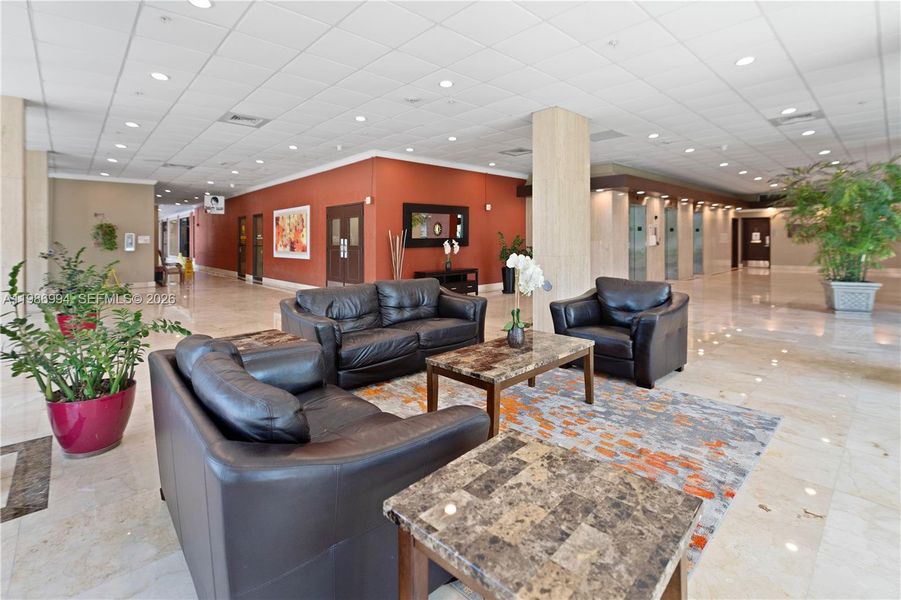 Community amenities in , Sunny Isles Beach (Image 32). Community amenities in , Sunny Isles Beach (Image 32).