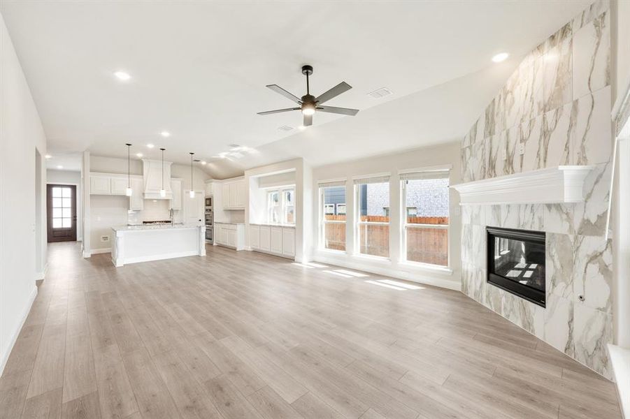 Spacious, unfurnished interior of a new home in Parks of Aledo, Aledo (Image 28). Spacious, unfurnished interior of a new home in Parks of Aledo, Aledo (Image 28).