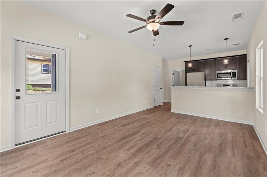 Spacious, unfurnished interior of a new home in , Carrollton (Image 29).