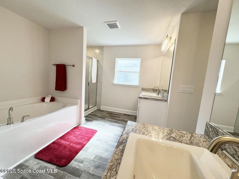 Furnished interior view inside a new home in Sebastian Highlands, Sebastian (Image 7).