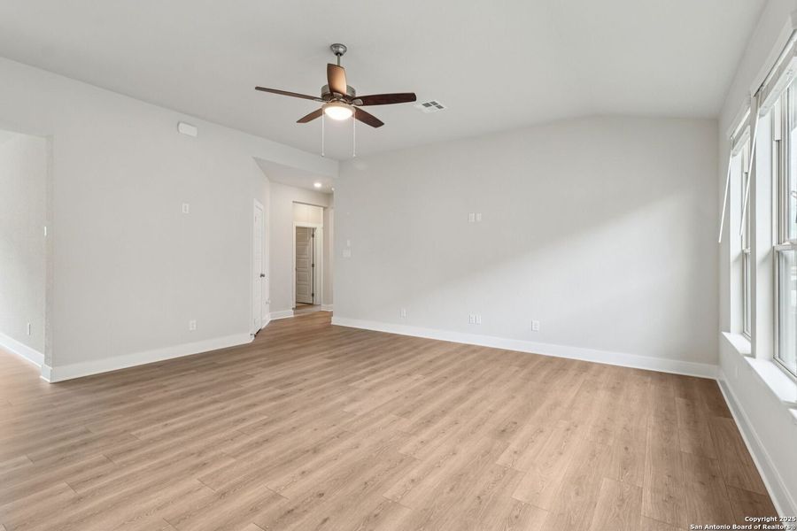 Spacious, unfurnished interior of a new home in , Cibolo (Image 32). Spacious, unfurnished interior of a new home in , Cibolo (Image 32).