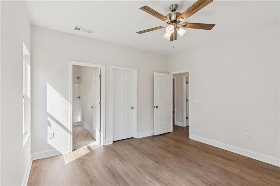 Spacious, unfurnished interior of a new home in , Canton (Image 14).