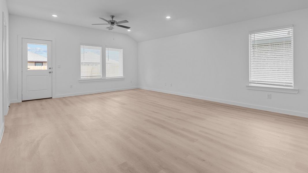 Spacious, unfurnished interior of a new home in Everest Heights, Lubbock (Image 10). Spacious, unfurnished interior of a new home in Everest Heights, Lubbock (Image 10).