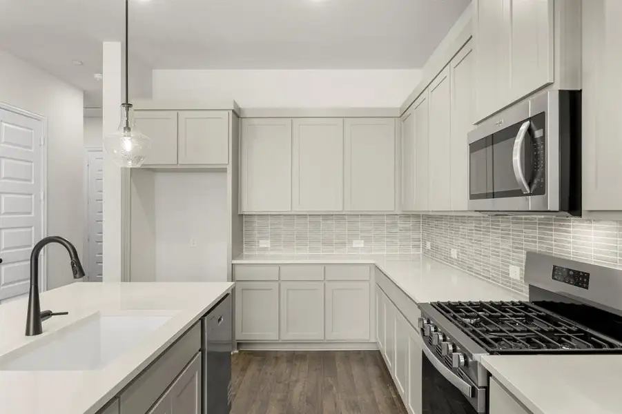 09. 3916 Keya - Kitchen (3)