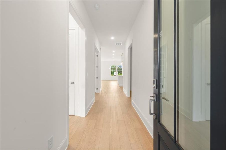 Spacious, unfurnished interior of a new home in , Kennesaw (Image 19).