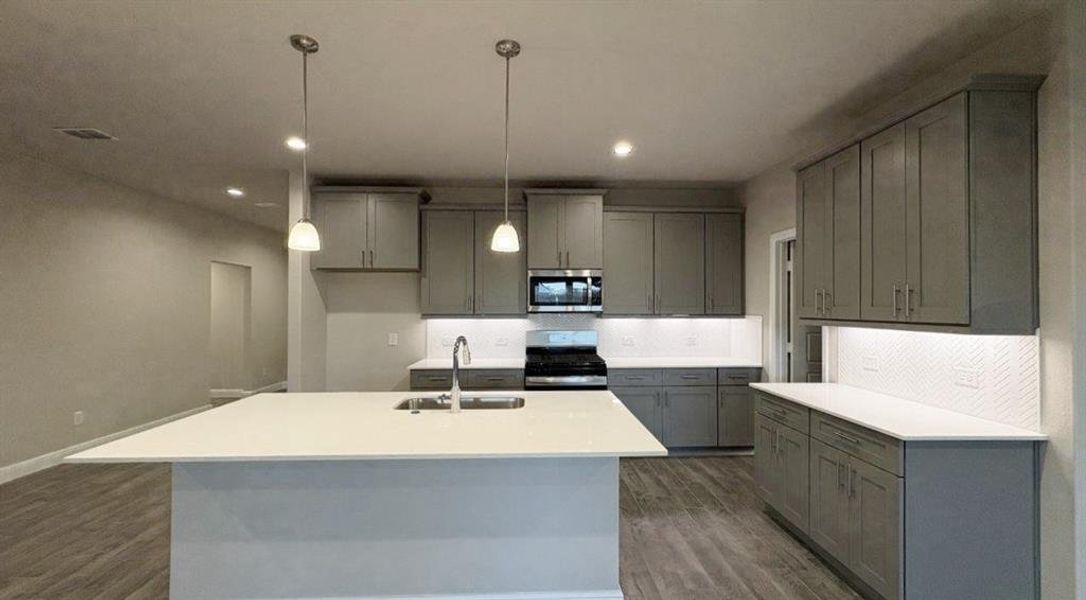 Furnished interior view inside a new home in Sandstone Estates, Granbury (Image 9).