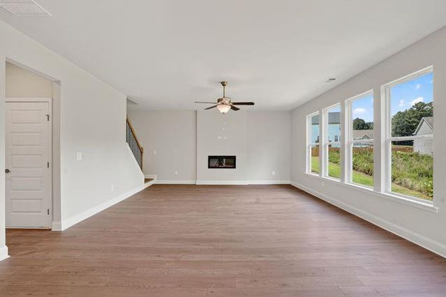 Spacious, unfurnished interior of a new home in Austin Ridge, Commerce (Image 37).