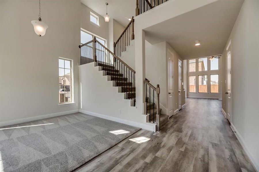Image 18 of a home in Lake Forest.