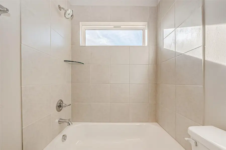 Image 2 of a home in King Oaks Village.