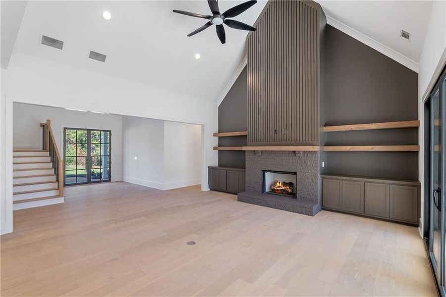 Spacious, unfurnished interior of a new home in , Woodstock (Image 51).