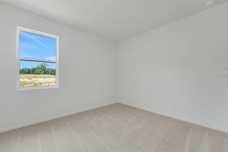 Spacious, unfurnished interior of a new home in Tuscan Hills, Dade City (Image 18).