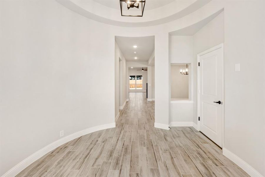 Spacious, unfurnished interior of a new home in Hayes Crossing, Midlothian (Image 18).