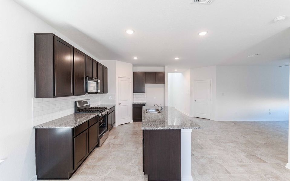 Furnished interior view inside a new home in Mesa Vista, Von Ormy (Image 4).
