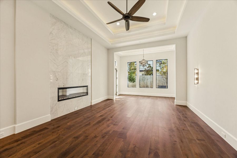 Spacious, unfurnished interior of a new home in , Houston (Image 28).