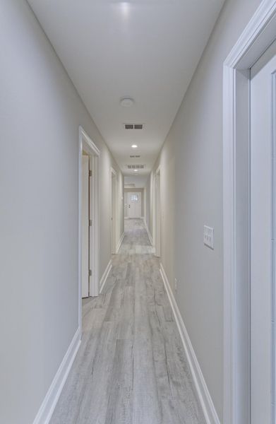 Spacious, unfurnished interior of a new home in , Summerville (Image 36).