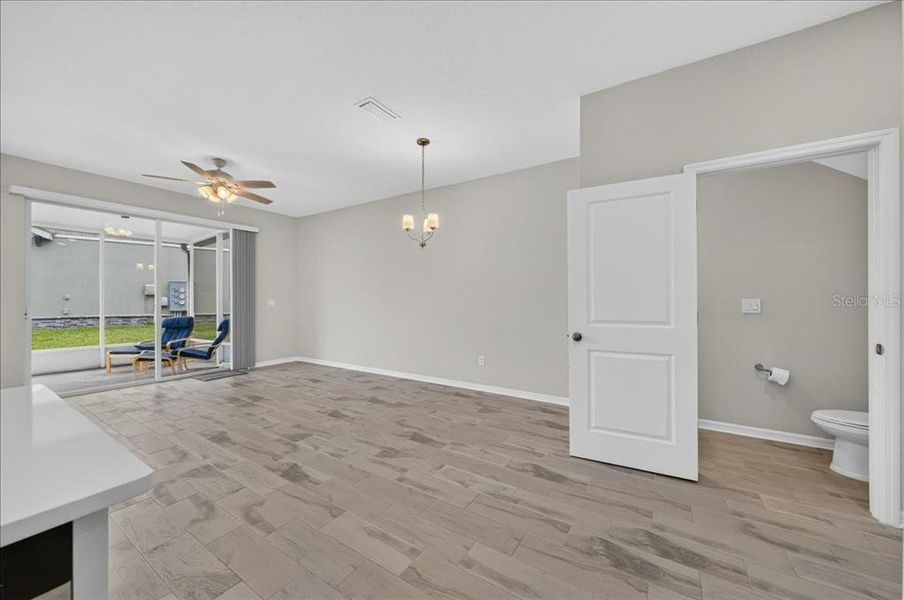 Spacious, unfurnished interior of a new home in Calusa Creek, Riverview (Image 40).