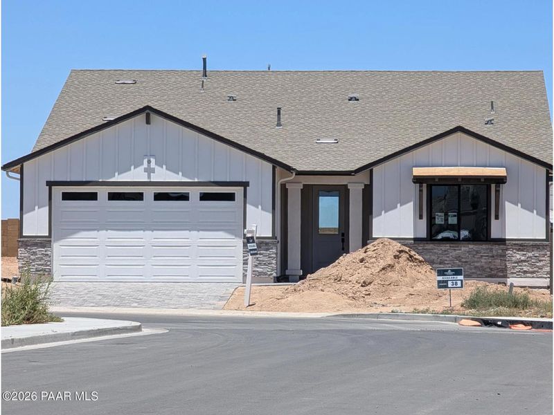 Image 8 of a home in South Ranch Western Collection.