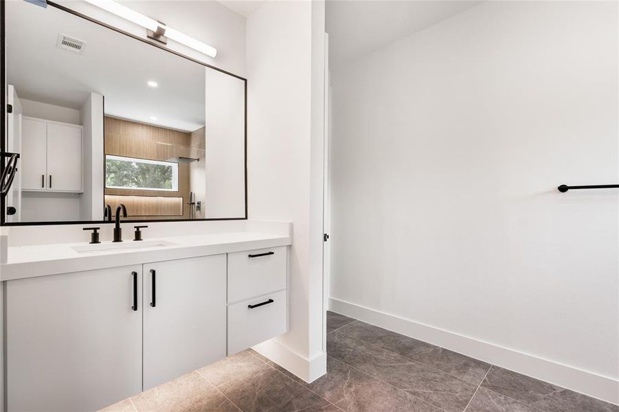 Furnished interior view inside a new home in , Dallas (Image 12). Furnished interior view inside a new home in , Dallas (Image 12).