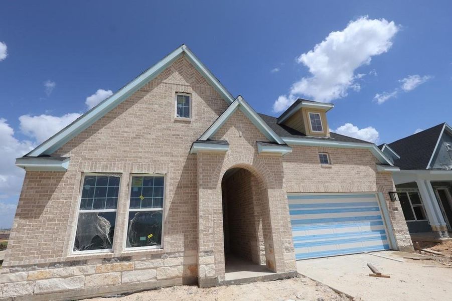 Welcome to The Conway by David Weekley Homes. **HOME ESTIMATED TO BE COMPLETE SEPTEMBER 2026**