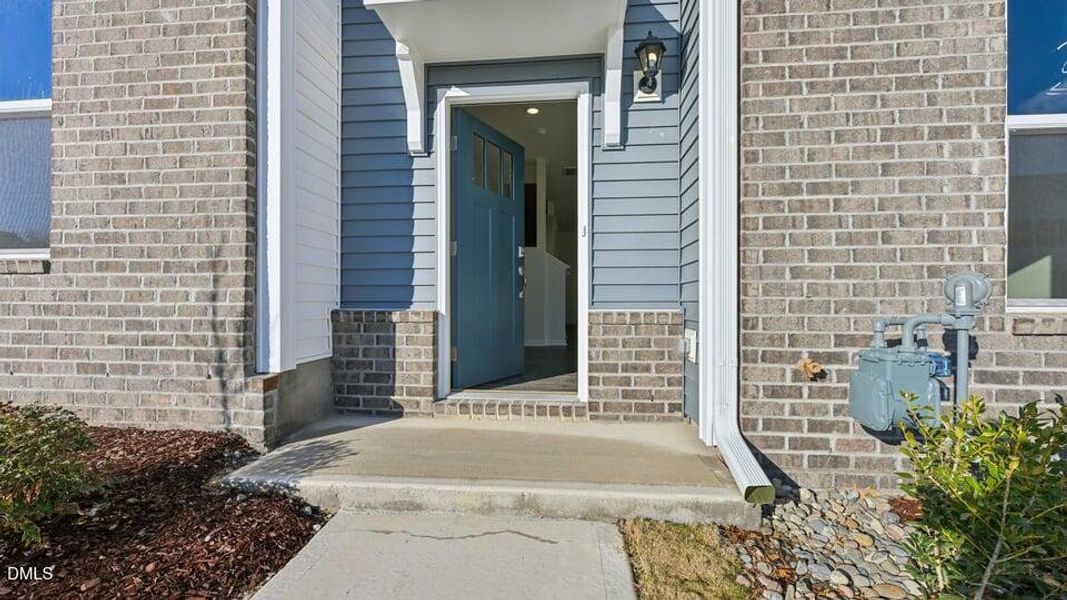 8-custom-Old Tarboro Rd lot 27-S2701-008