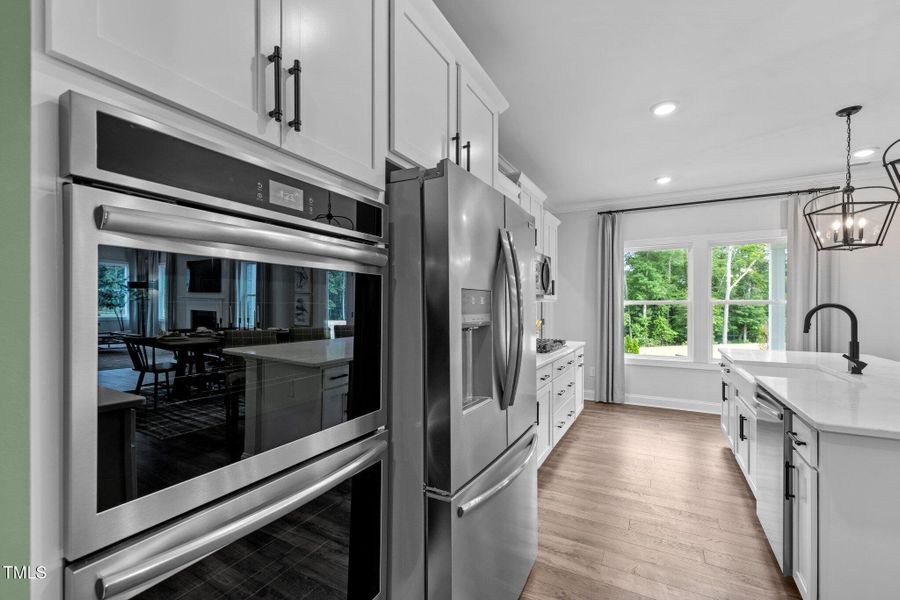 16-web-or-mls-5Z8A8135 16-web-or-mls-5Z8A8135